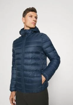 Pier One Veste légère Prix Imbattable vestes capuche homme 12 Pier One Veste légère Prix Imbattable vestes capuche homme -Pas Cher Pier One Boutique e92ee0ace766468f8bfbdf694f3acf19