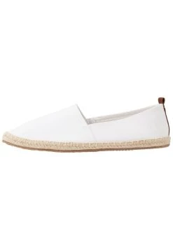 Bon Rapport Coût-Efficacité Pier One RENA ESPADRILLE UNISEX - Espadrilles chaussures basses rond 27 Bon Rapport Coût-Efficacité Pier One RENA ESPADRILLE UNISEX - Espadrilles chaussures basses rond -Pas Cher Pier One Boutique ec5f1e76ff9945e3a237c78298b404b8 2