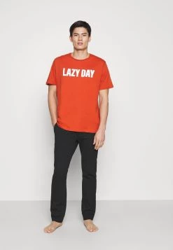 Pier One Haut de pyjama Bon Rapport Coût-Efficacité pyjamas col rond homme -Pas Cher Pier One Boutique ee8a9acd8d13471d8dfded2fc6098e02