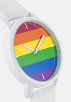 Pier One PRIDE UNISEX - Montre Remise En Ligne montres et bijoux boucle ardillon 9 Pier One PRIDE UNISEX - Montre Remise En Ligne montres et bijoux boucle ardillon -Pas Cher Pier One Boutique ef9dc7268e914680aa8b9344a545bead