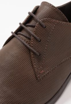 Qualité absolue Pier One Derbies & Richelieus derbies et richelieus carré homme 13 Qualité absolue Pier One Derbies & Richelieus derbies et richelieus carré homme -Pas Cher Pier One Boutique f0cdcb69889340eea5ba095be9bcd68e