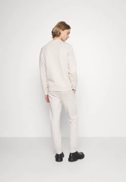 Pier One Prix Dégriffé Pantalon de survêtement pantalons normale homme 19 Pier One Prix Dégriffé Pantalon de survêtement pantalons normale homme -Pas Cher Pier One Boutique f5019b2e8ca24c62831d7ed0ab056af4