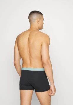 Première Qualité Pier One 5 PACK - Shorty sous-vêtements & chaussettes normale homme 18 Première Qualité Pier One 5 PACK - Shorty sous-vêtements & chaussettes normale homme -Pas Cher Pier One Boutique f5bf31d666ea48349232162c5f862bc6