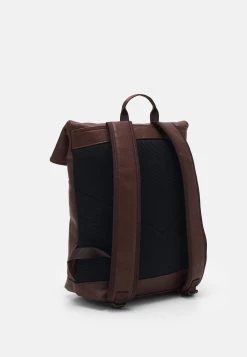 Pier One Qualité Garantie UNISEX - Sac à dos sacs compartiment pour pc portable -Pas Cher Pier One Boutique f6dd05ccf2c74447aad3dc92624a1781