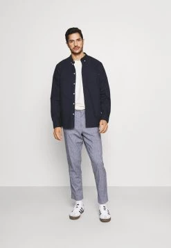 Pier One Chemise Bon Rapport Coût-Efficacité chemises col à boutons homme -Pas Cher Pier One Boutique fb6304161bd340edaaaf0286ca9efc14