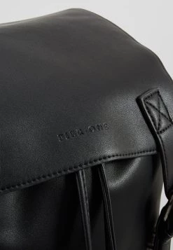 Pier One Réduction UNISEX - Sac à dos sacs compartiment pour pc portable -Pas Cher Pier One Boutique fed1fcdadaba4d46b12783cdc824d000